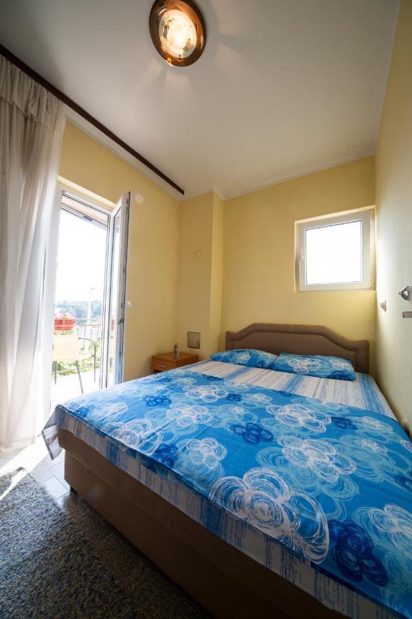 Apartments Pavicevic Tivat Pokoj fotografie